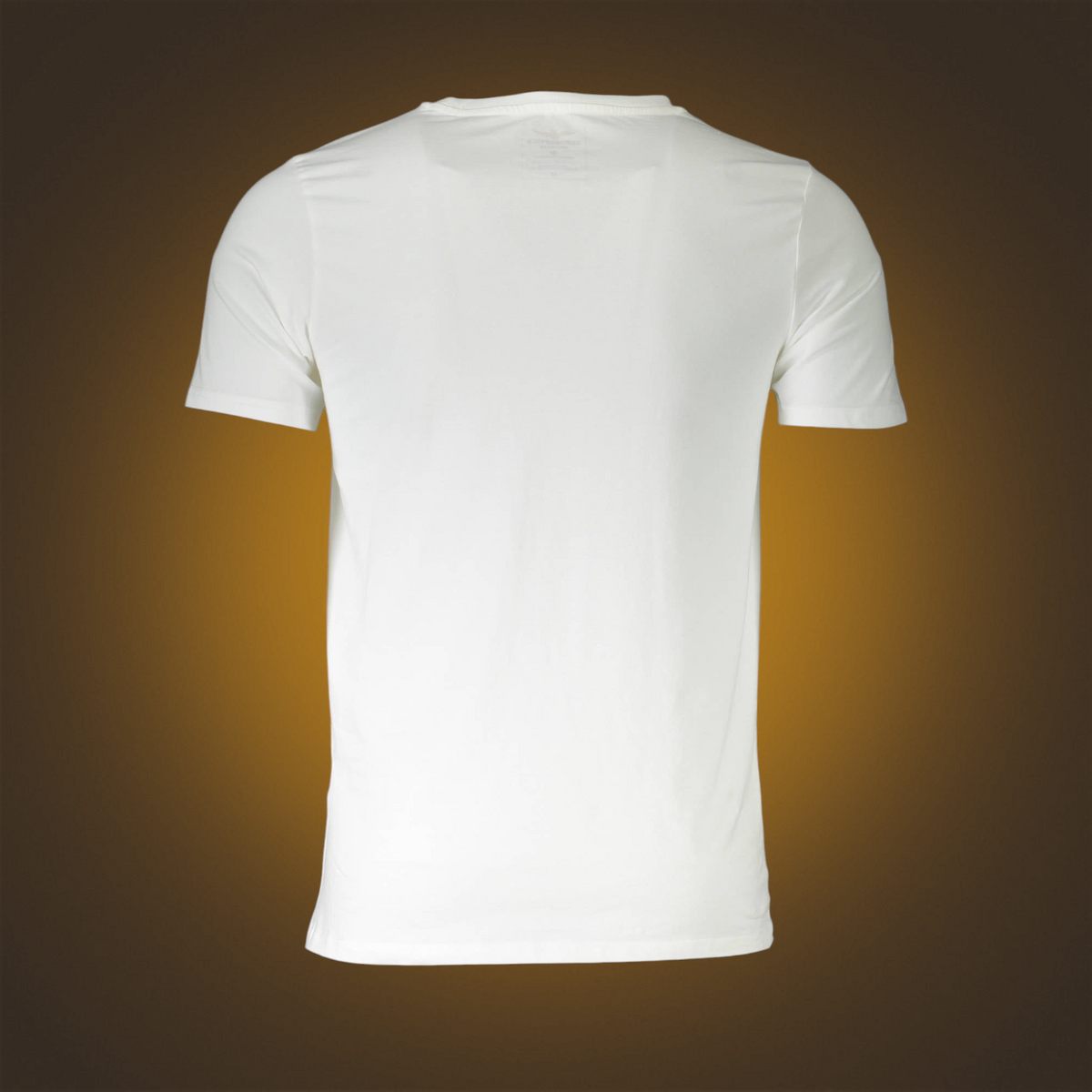Vista trasera de camiseta blanca de manga corta Aeronautica Militare de liquidationlive con cuello redondo