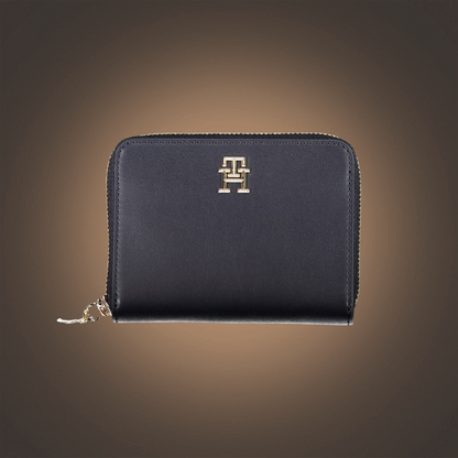 Cartera compacta liquidationlive Tommy Hilfiger negra con cierre de cremallera y logotipo metálico dorado