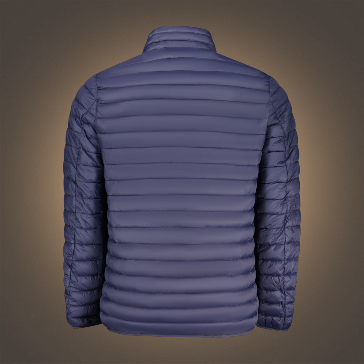 Vista trasera de chaqueta acolchada azul marino Norway 1963 de liquidationlive con diseño ligero y cuello alto