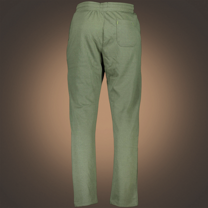 Vista trasera del pantalón jogger liquidationlive Gian Marco Venturi en color verde militar con bolsillo posterior