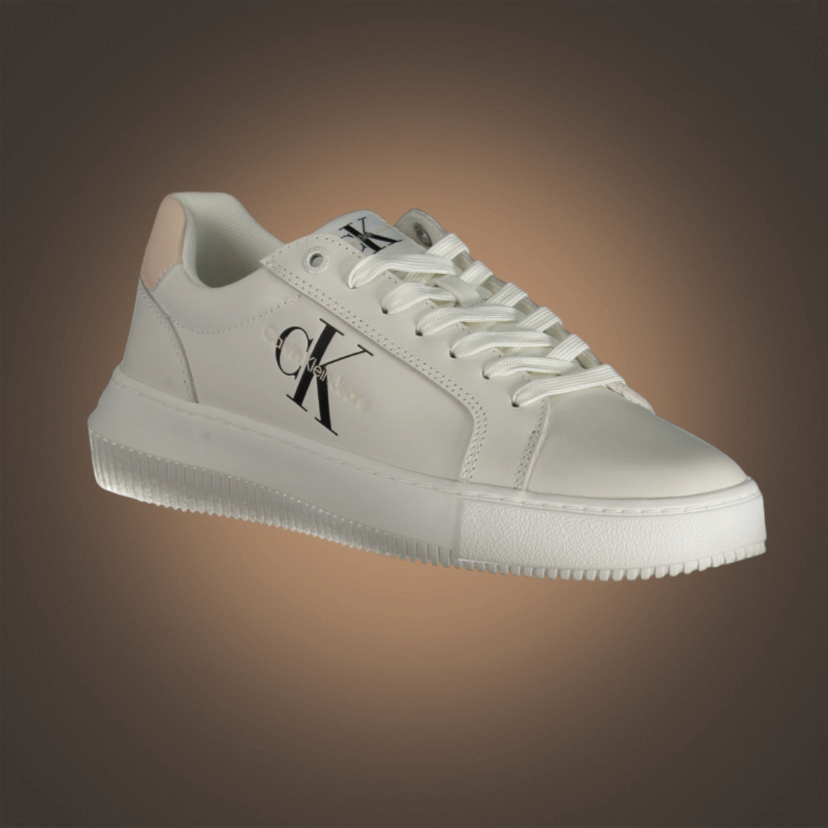 Zapatillas blancas de mujer liquidationlive con logotipo Calvin Klein y detalle en contraste en el talón