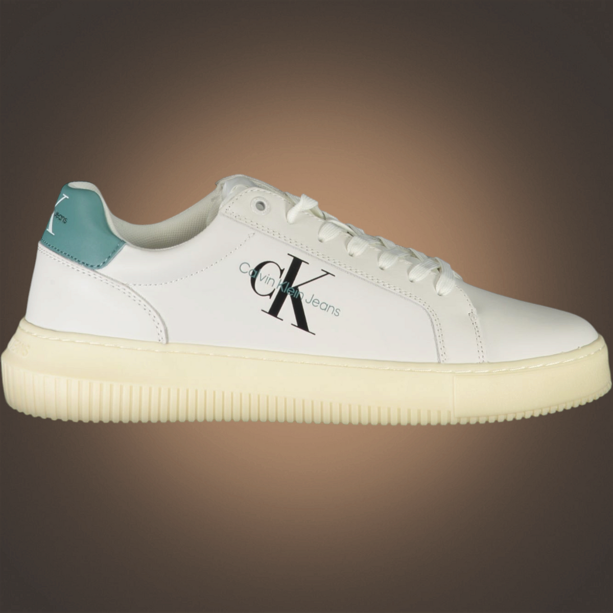 Zapatillas de hombre liquidationlive Calvin Klein blancas con logotipo lateral y detalle en el talón color verde azulado