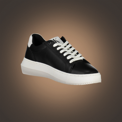 Zapatillas de mujer liquidationlive Calvin Klein negras con cordones blancos y suela de plataforma